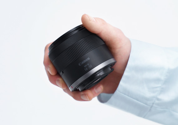 Amazon.com : Canon RF-S14-30mm F4-6.3 is STM PZ, Mirrorless